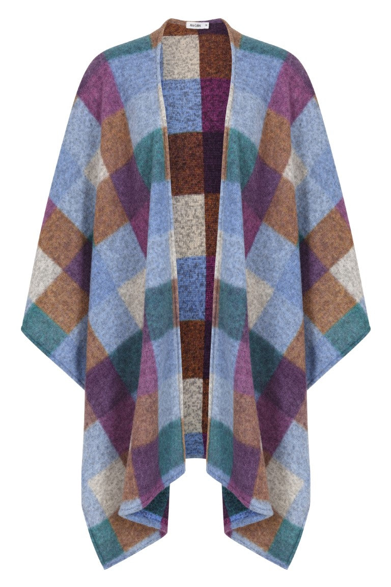Elle Fleece Cape