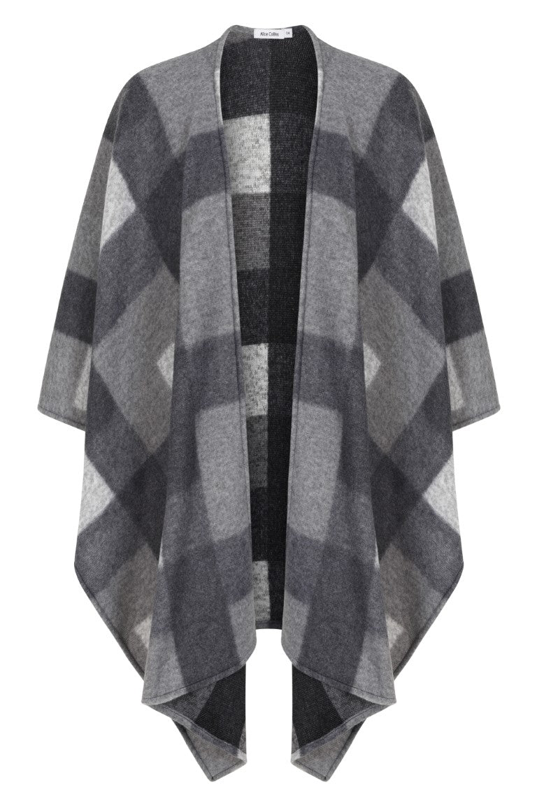 Elle Fleece Cape