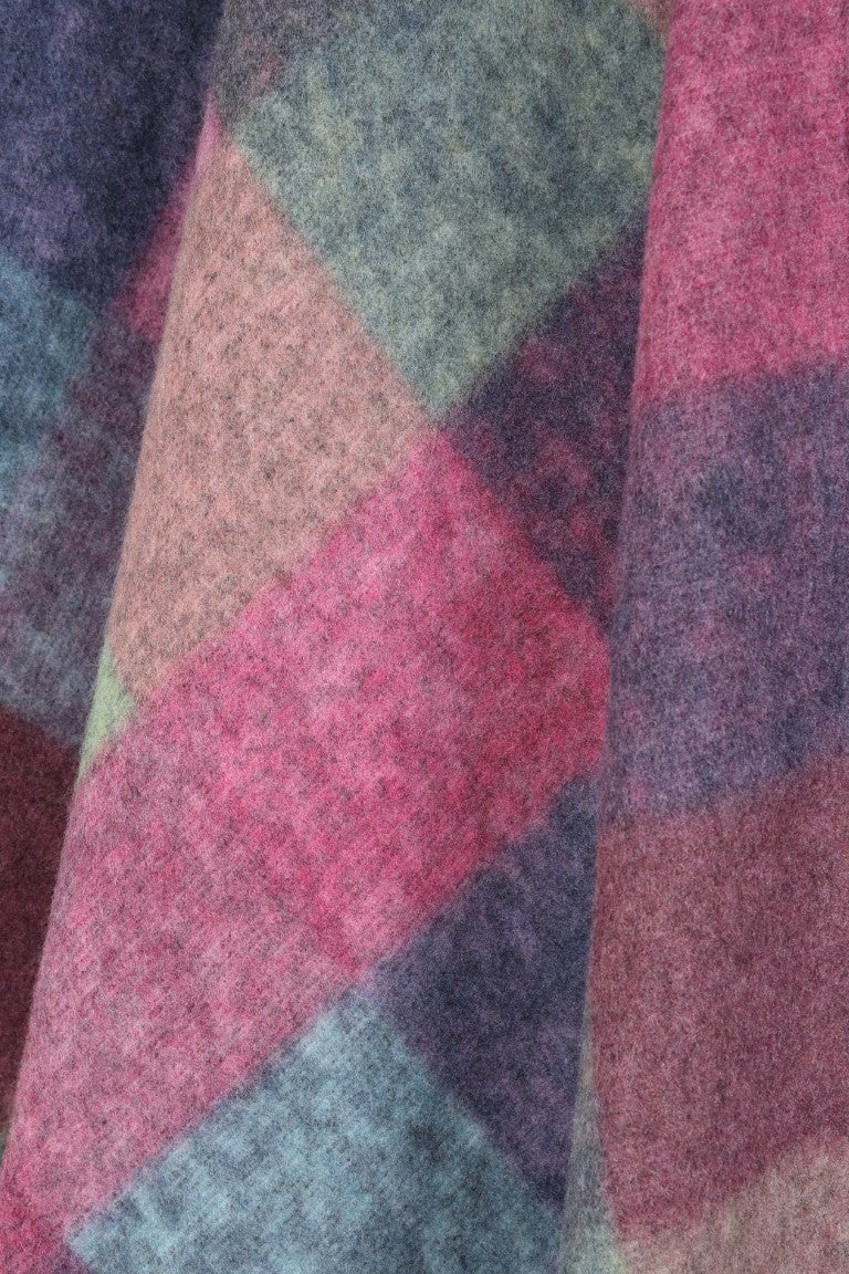 Elle Fleece Cape
