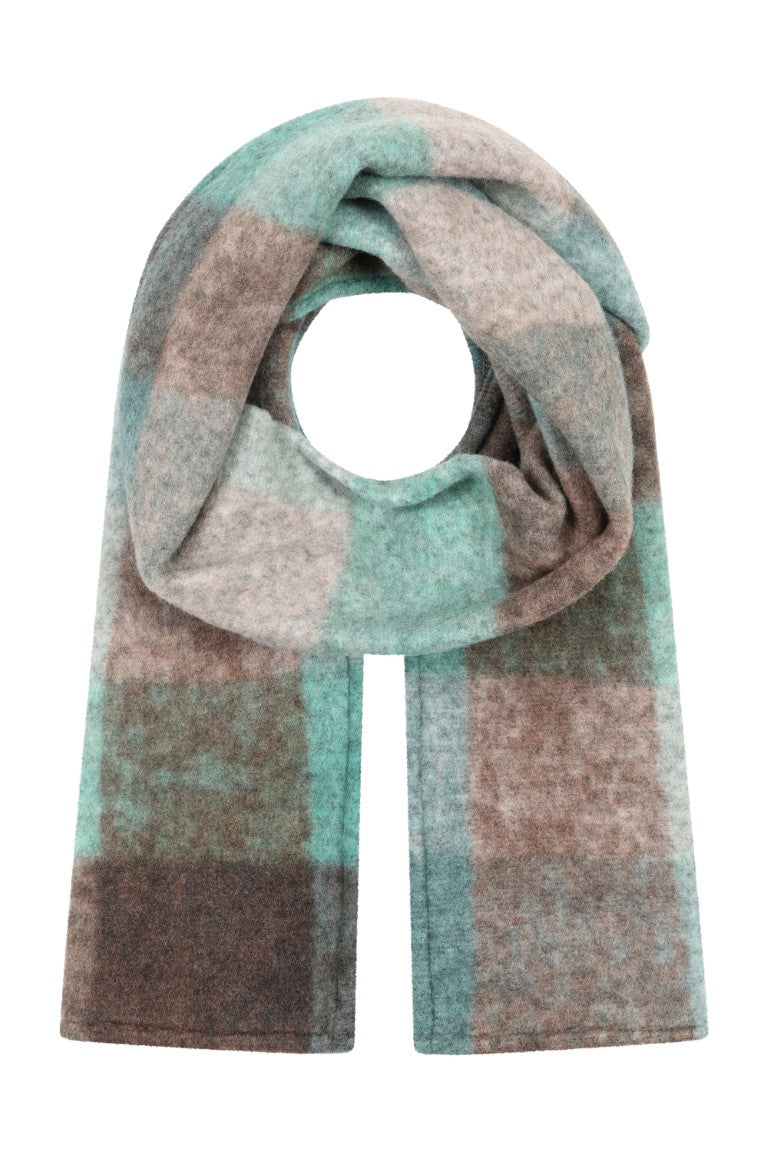 Elle Fleece Scarf