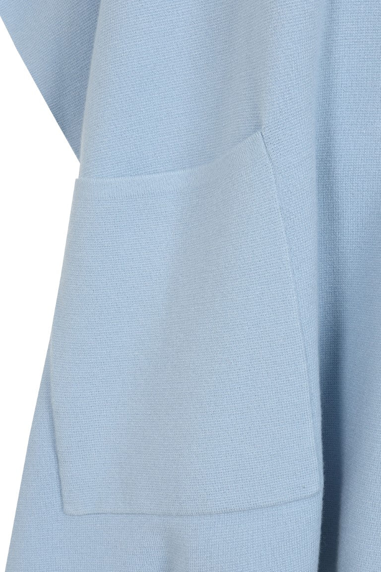 Karlie Cape
