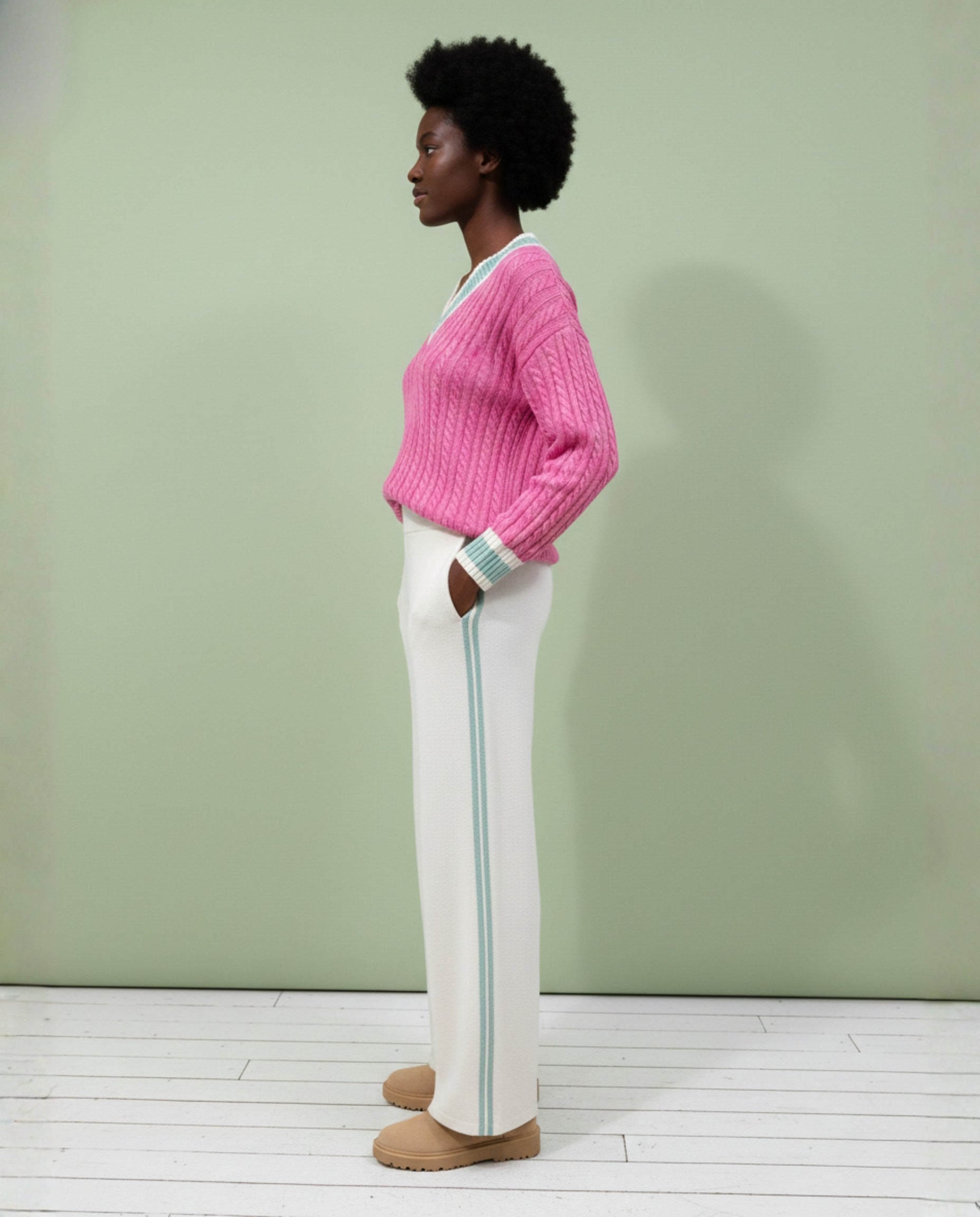 Liz V Pullover