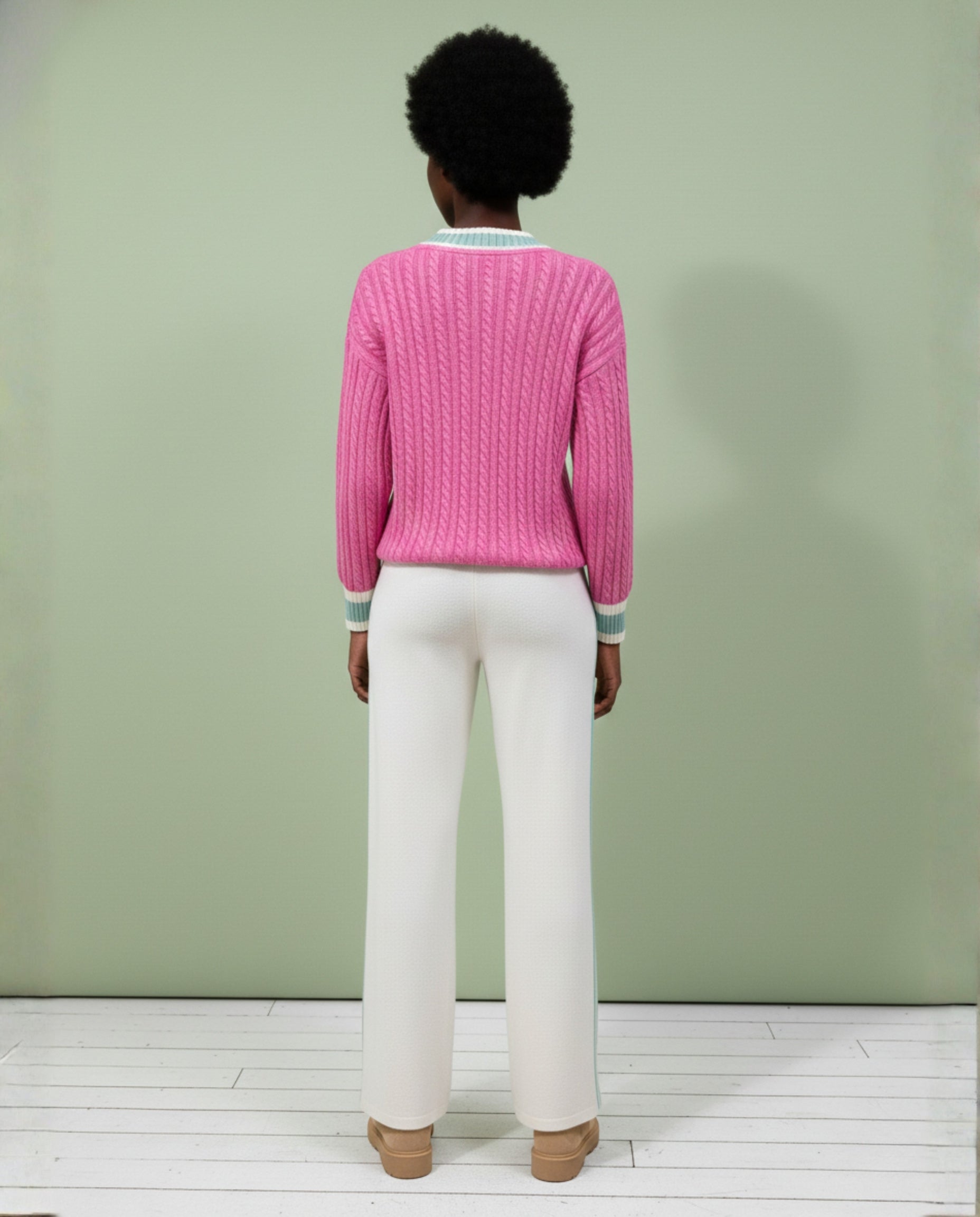 Liz V Pullover